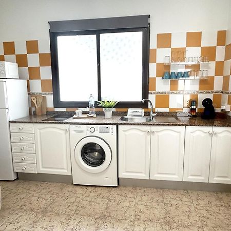 Mahostly Apartamento Comillas Pg Arrecife  Eksteriør billede